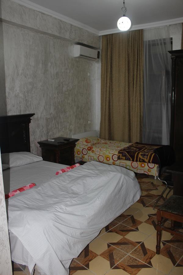 Hotel Belfast Batumi Exterior photo